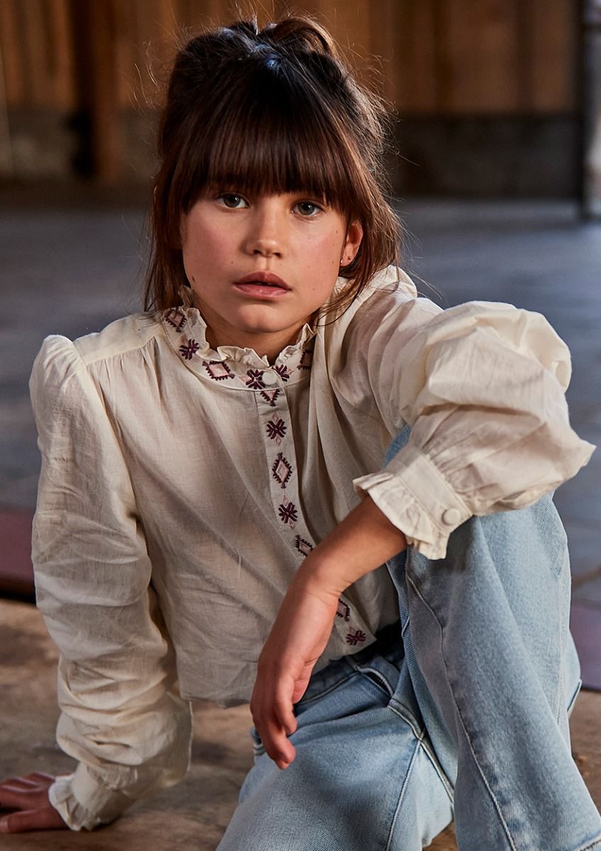 Levendig Harmonie Neerduwen Dahlia gebroken witte blouse met decoratieve stiksels voor meisjes | Circle  Of Trust official webshop