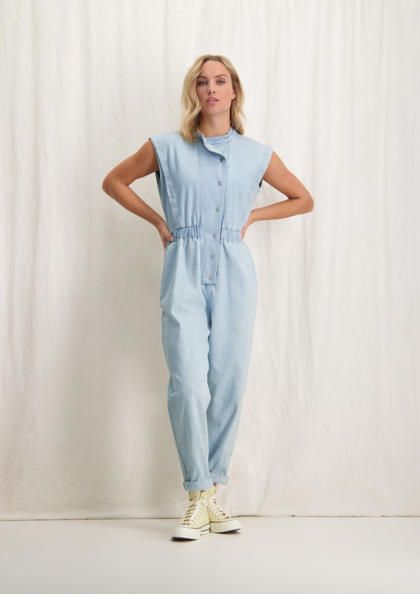 Toegepast Onafhankelijkheid Tenen Phoenix lichtblauw denim jumpsuit met een relaxed fit voor dames | Circle  Of Trust official webshop
